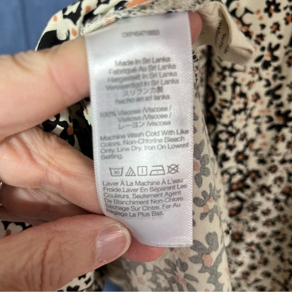 Madewell cream midi skirt w/ black and tan flowers with MOP buttons sz 10 preppy - Picture 6 of 8